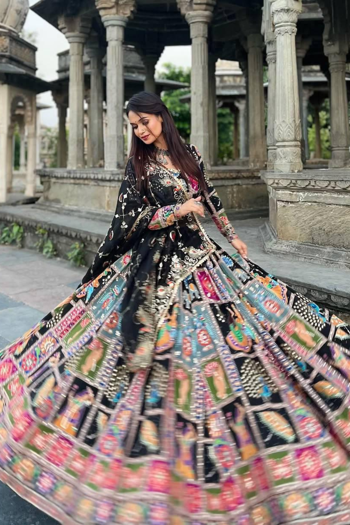 Multicolor Gujarati Chaniya Choli for Women | Festive Lehenga Set