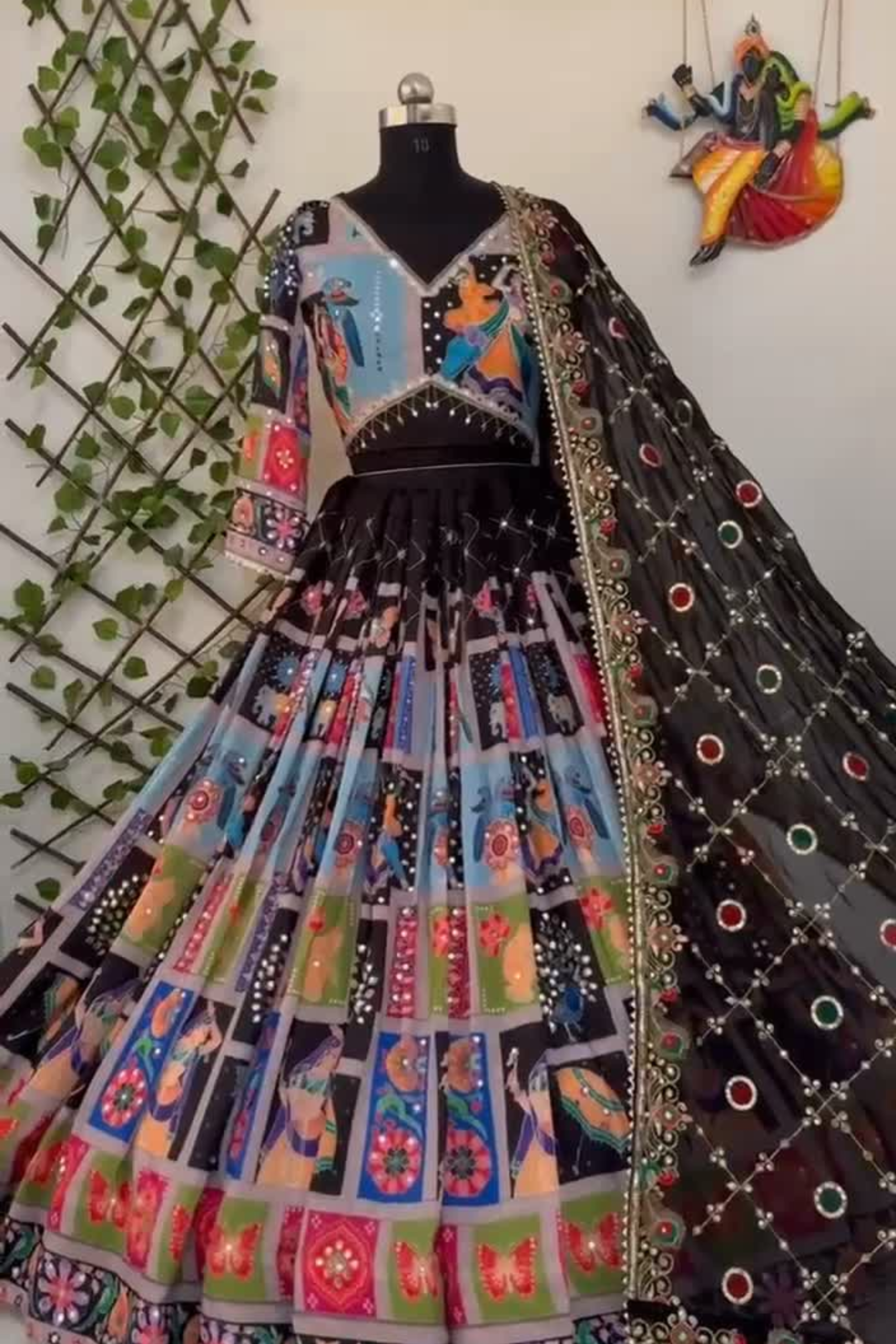 Multicolor Gujarati Chaniya Choli for Women | Festive Lehenga Set