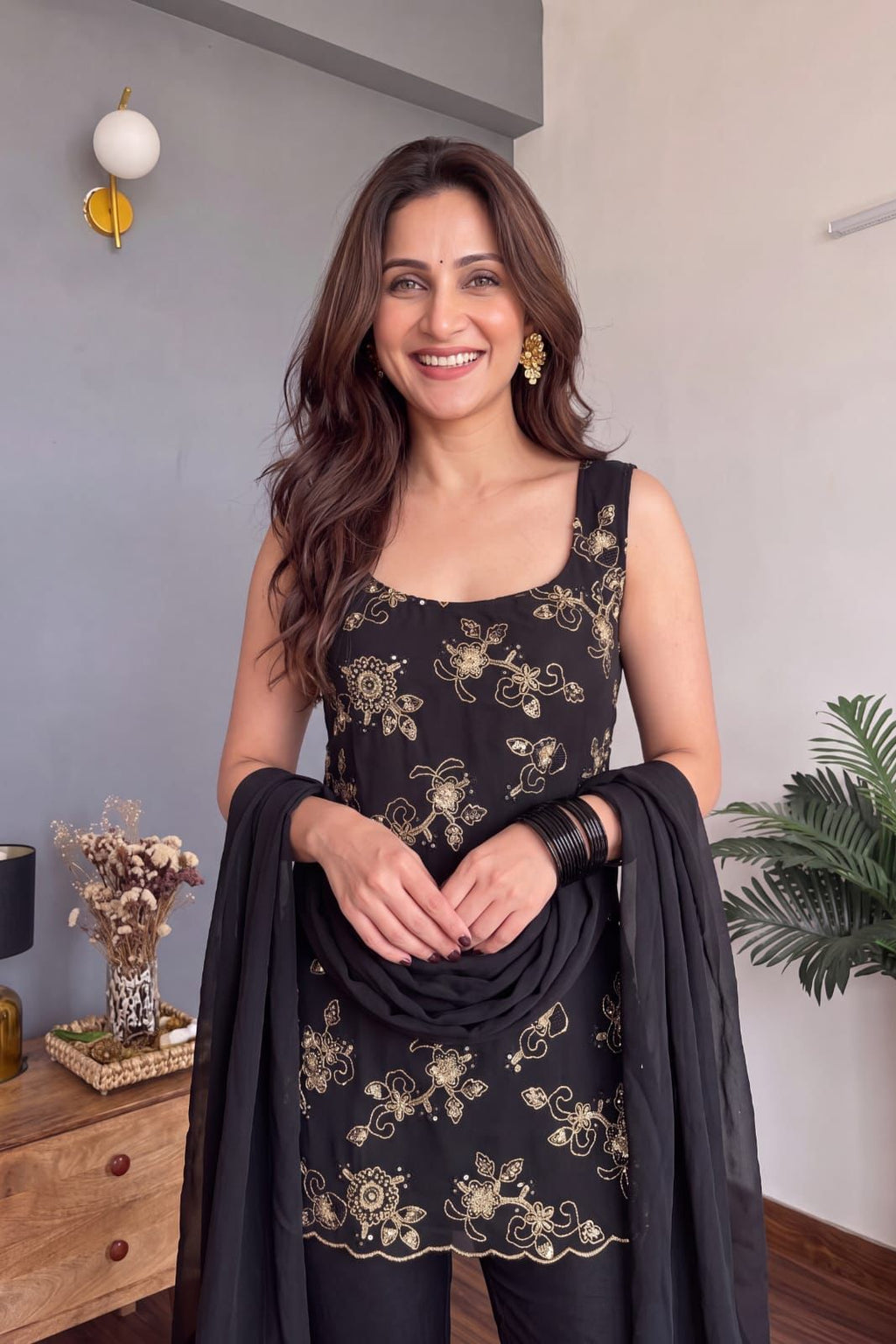 Women's black party wear suit